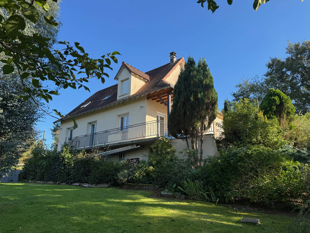 Maison à VERNEUIL-SUR-VIENNE