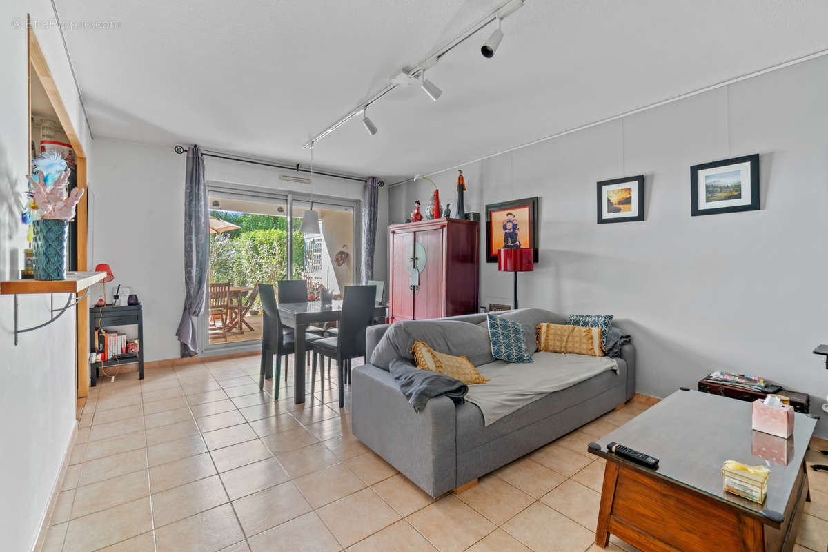 Appartement à MARSEILLE-12E