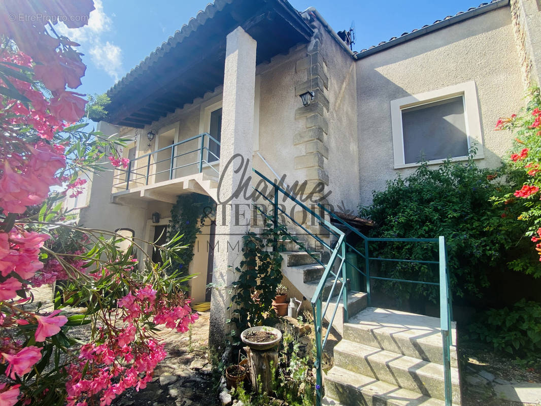 Maison à UZES