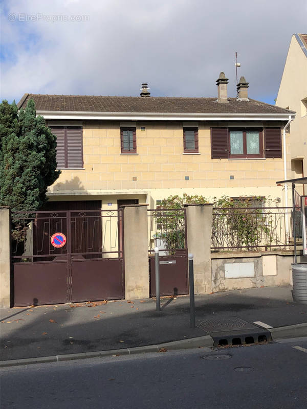 Maison à VILLENEUVE-SAINT-GEORGES