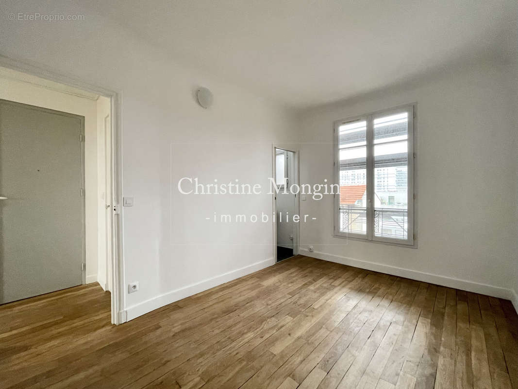 Appartement à CLICHY