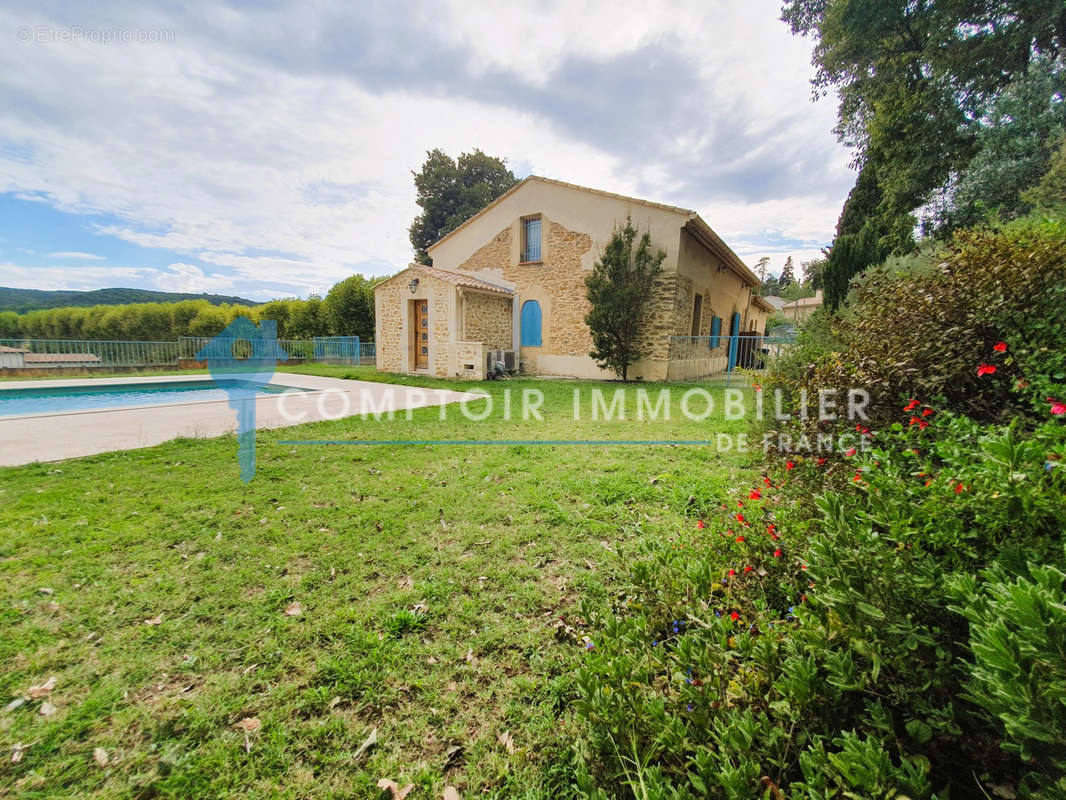 Maison à UZES