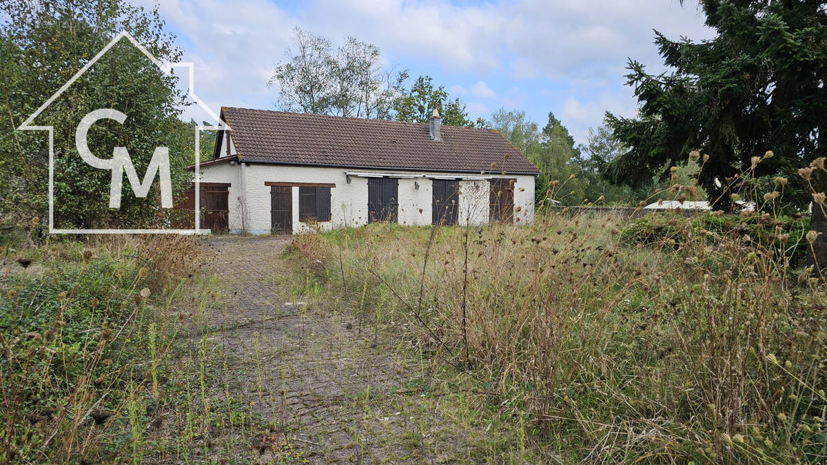 Maison à BOUZY-LA-FORET