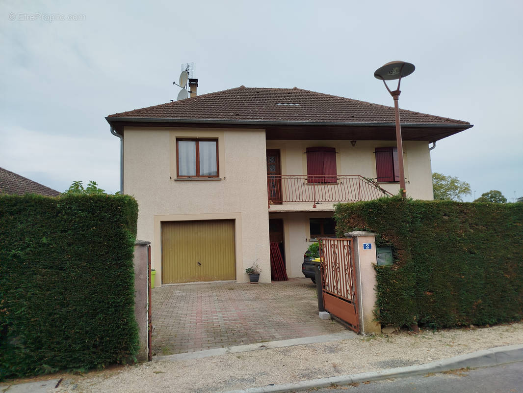 Maison à CUISEAUX