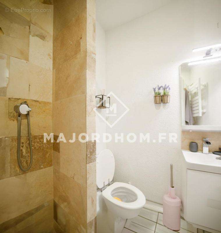 Appartement à MARSEILLE-7E