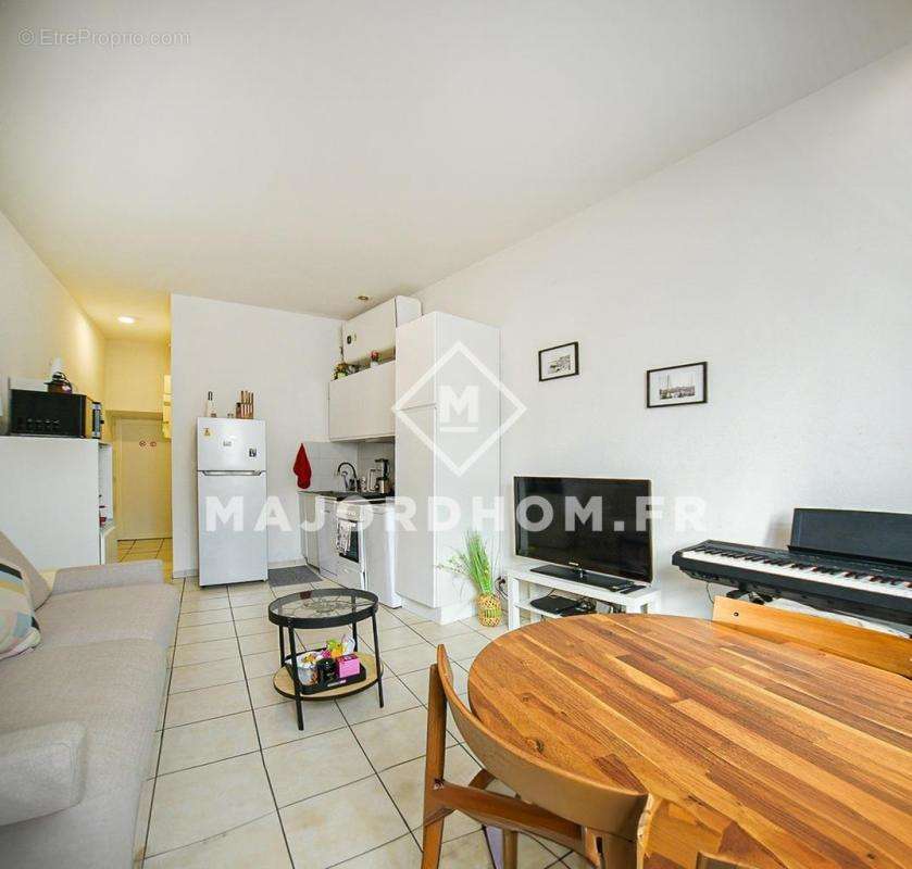 Appartement à MARSEILLE-7E