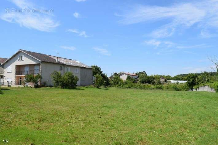 Maison à VERTEUIL-SUR-CHARENTE