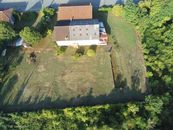 Maison à VERTEUIL-SUR-CHARENTE