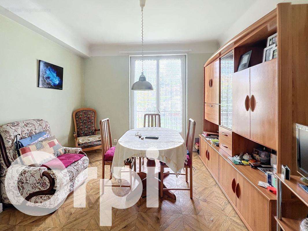 Appartement à BRIVE-LA-GAILLARDE