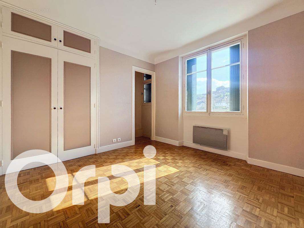 Appartement à BRIVE-LA-GAILLARDE