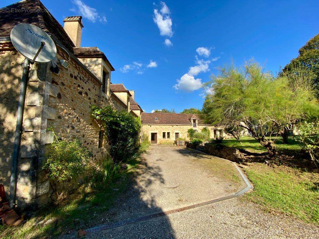 Maison à SAINTE-ALVERE