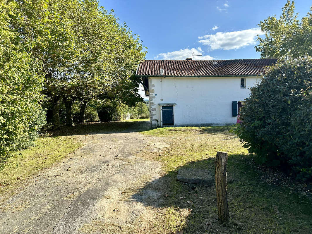 Maison à SAINT-PIERRE-D&#039;IRUBE