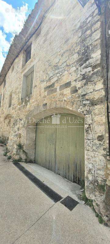 Maison à UZES