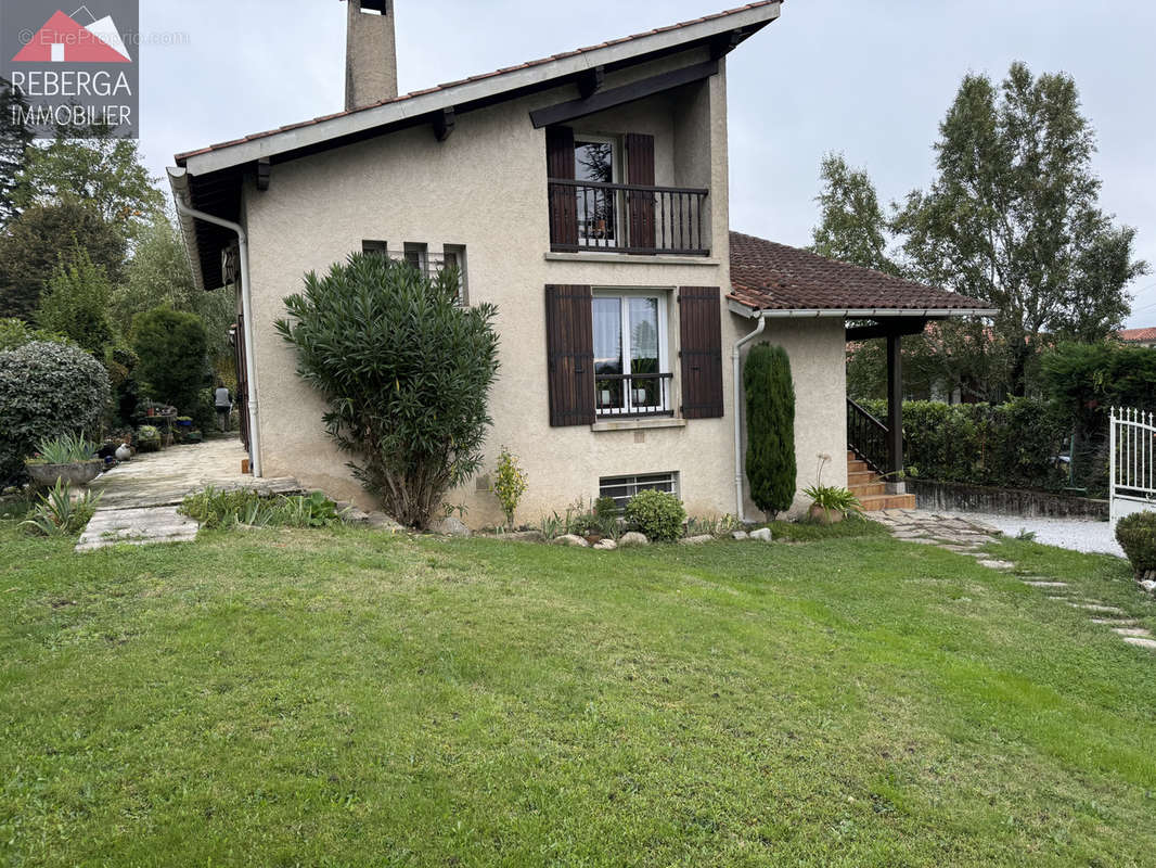 Maison à AUSSILLON