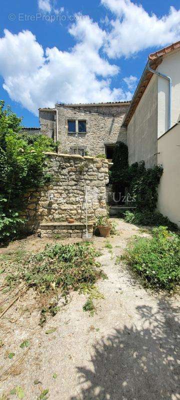 Maison à UZES