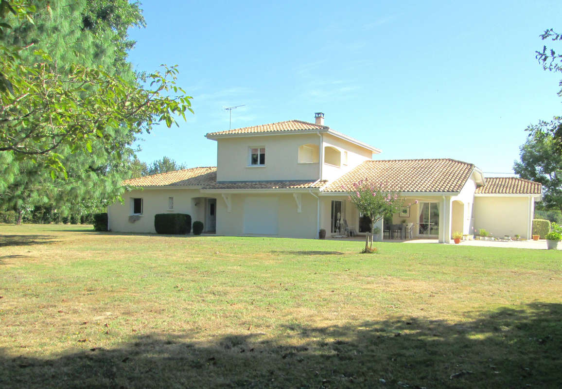 Maison à BAZAS