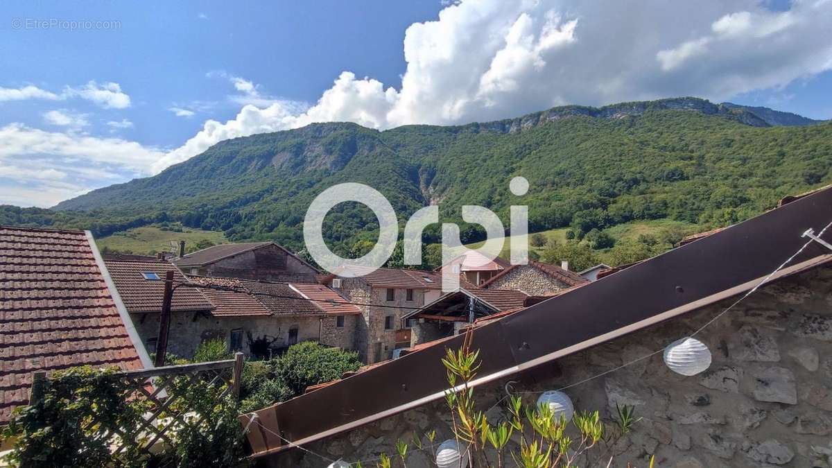 Maison à BARRAUX