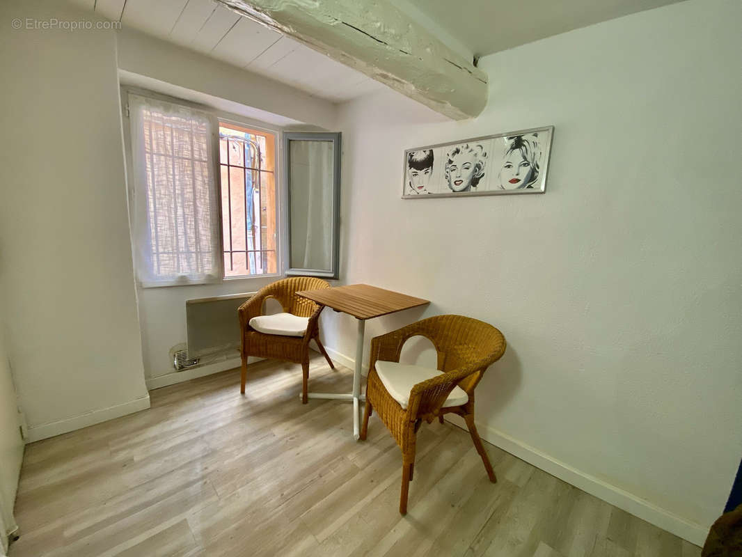 Appartement à AIX-EN-PROVENCE