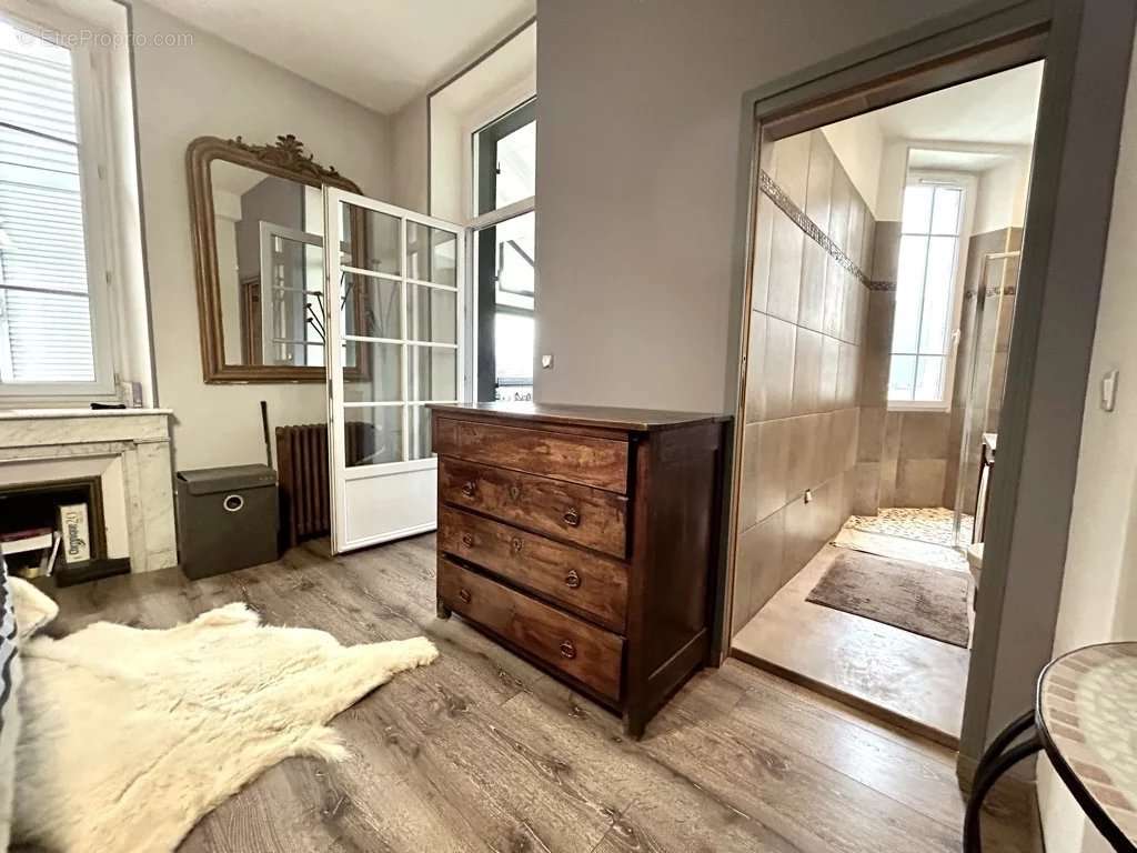 Appartement à AIX-LES-BAINS