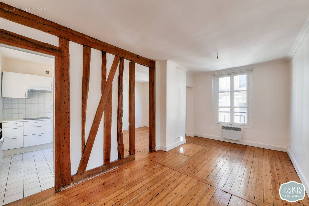 Appartement à PARIS-7E