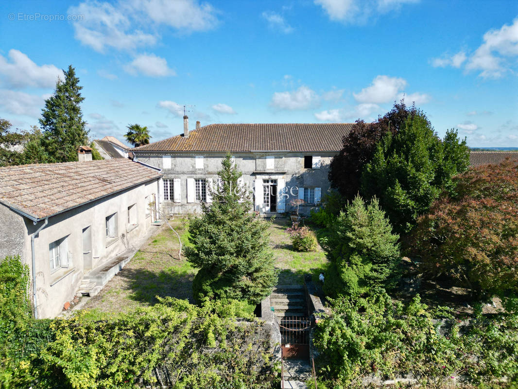 Maison à DURAS