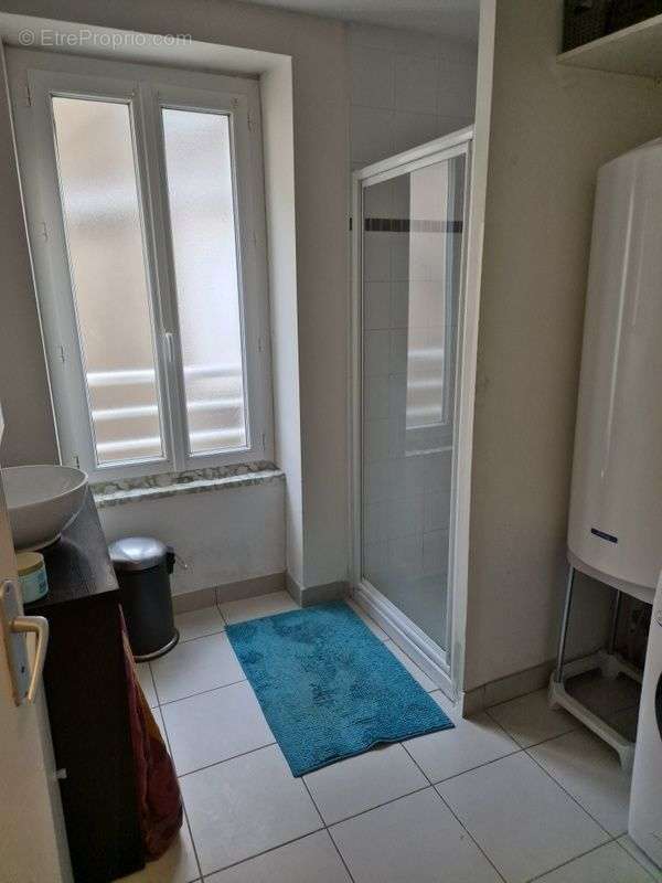 Appartement à POUANCE