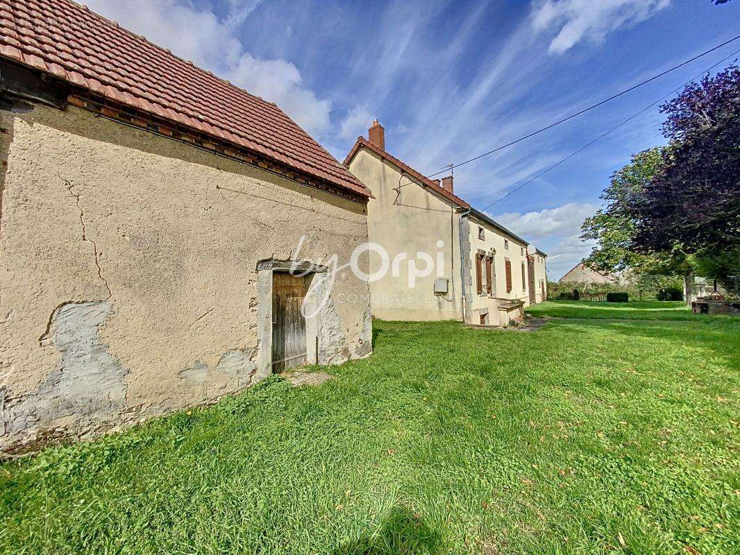 Maison à LOUROUX-DE-BOUBLE