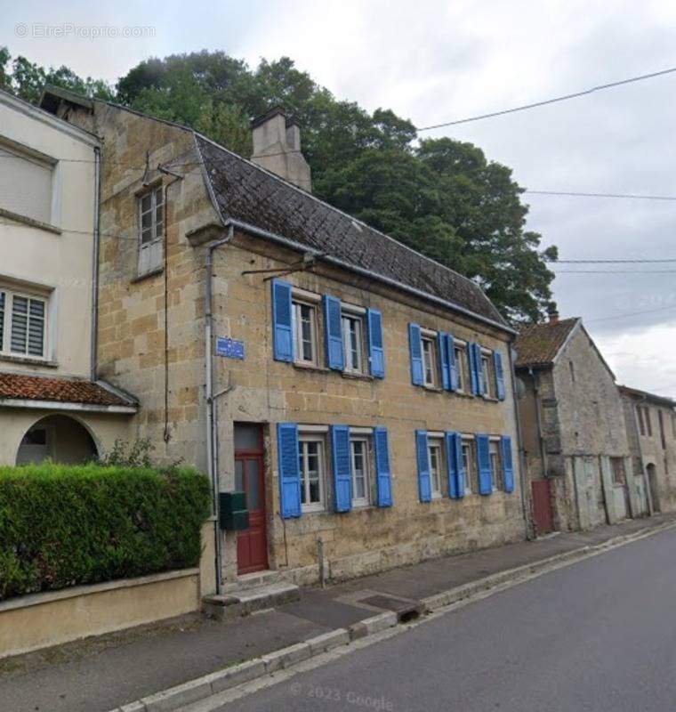 Appartement à DUN-SUR-MEUSE