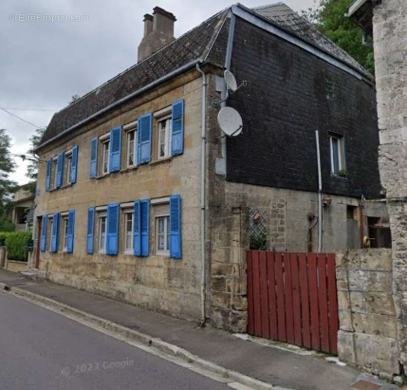 Appartement à DUN-SUR-MEUSE