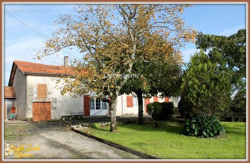 Maison à CHALAIS