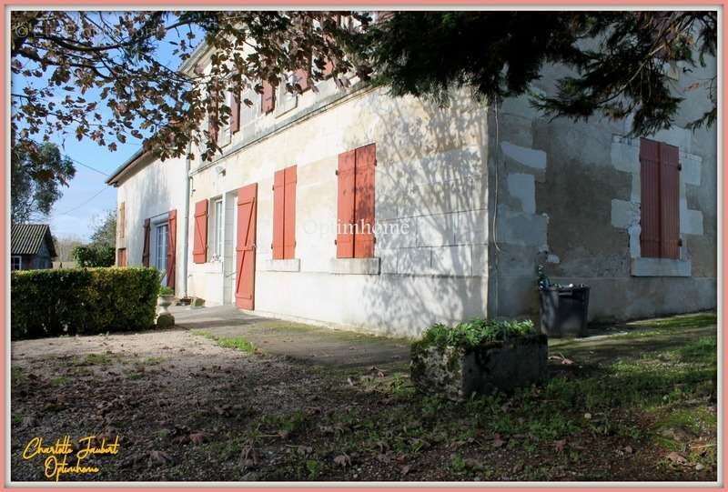 Maison à CHALAIS