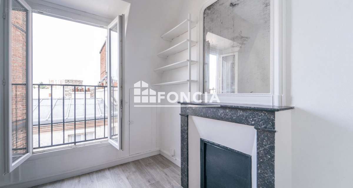 Appartement à PARIS-11E