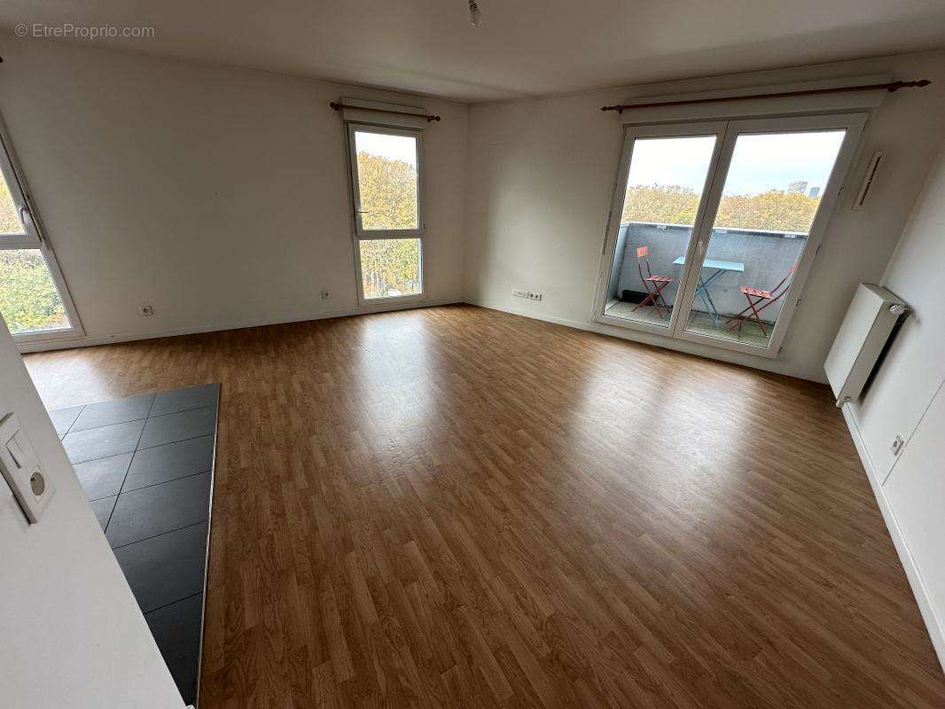 Appartement à IVRY-SUR-SEINE