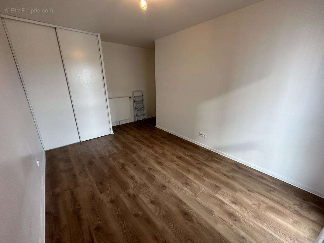 Appartement à IVRY-SUR-SEINE