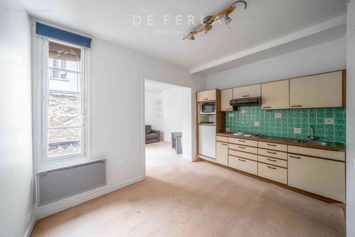 Appartement à PARIS-5E