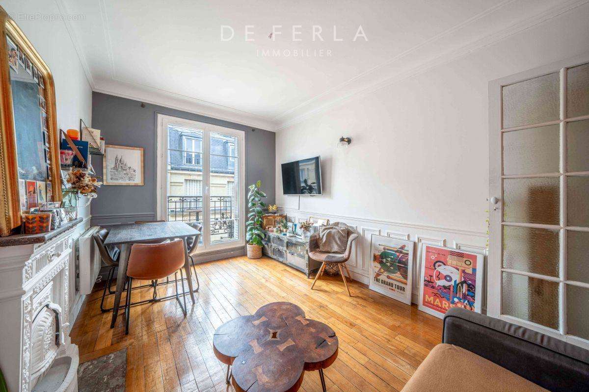 Appartement à PARIS-15E