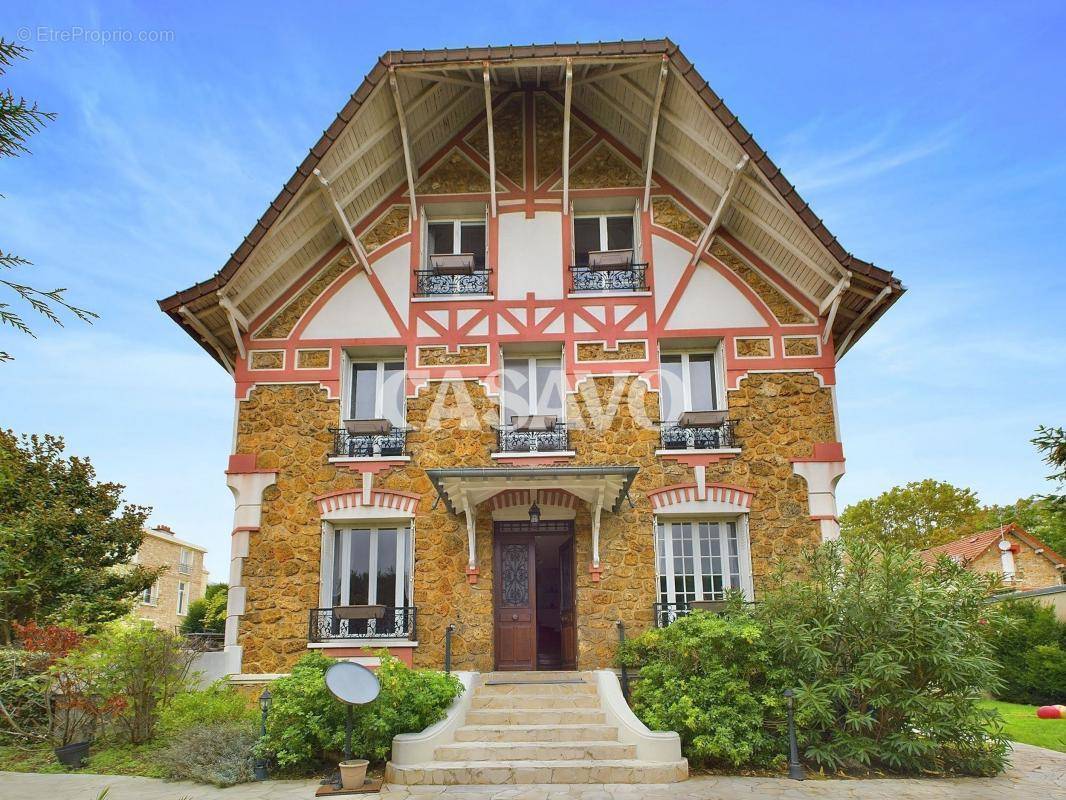 Maison à ENGHIEN-LES-BAINS