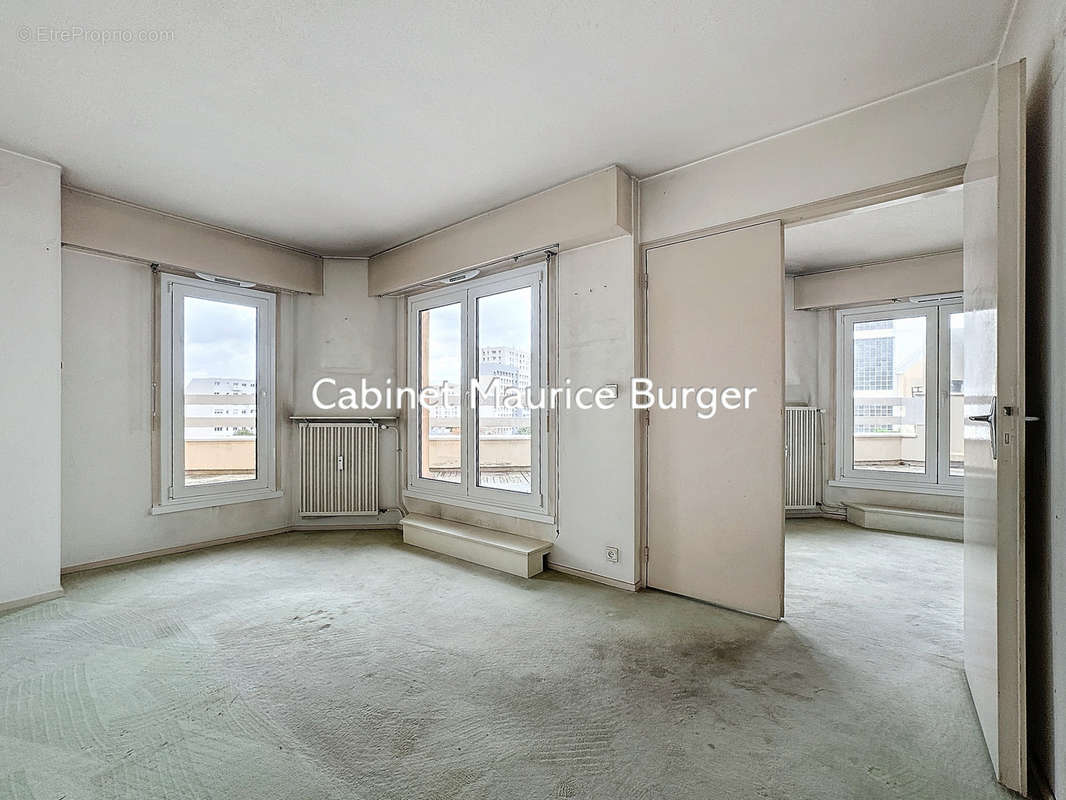 Appartement à PARIS-19E