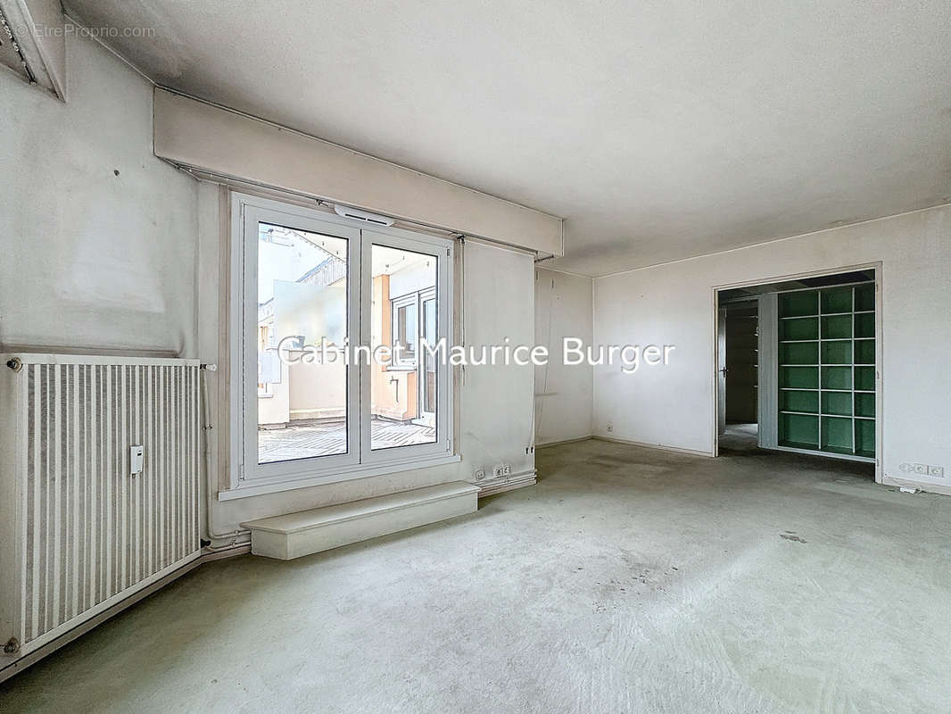 Appartement à PARIS-19E