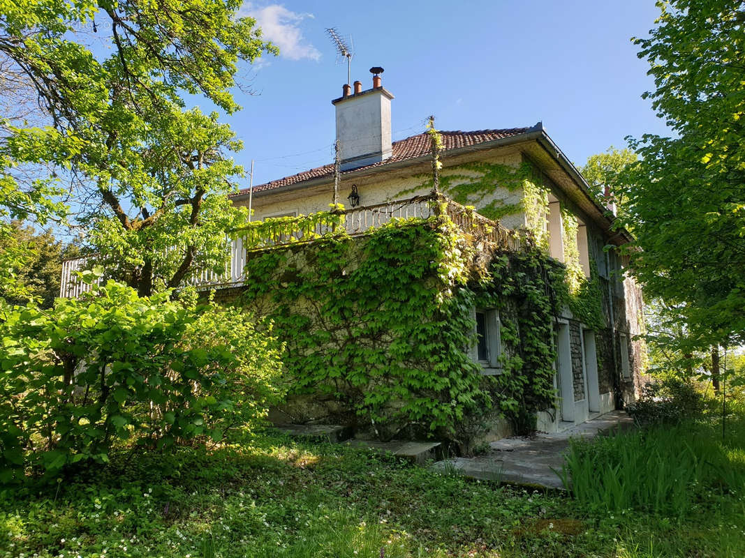 Maison à VILLEFRANCHE-DE-ROUERGUE