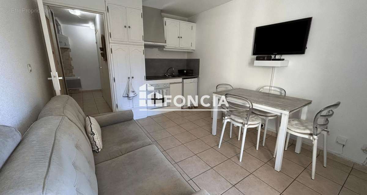 Appartement à BORMES-LES-MIMOSAS