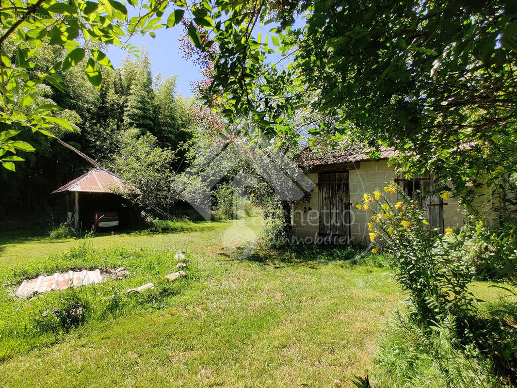 Maison à TRESNAY