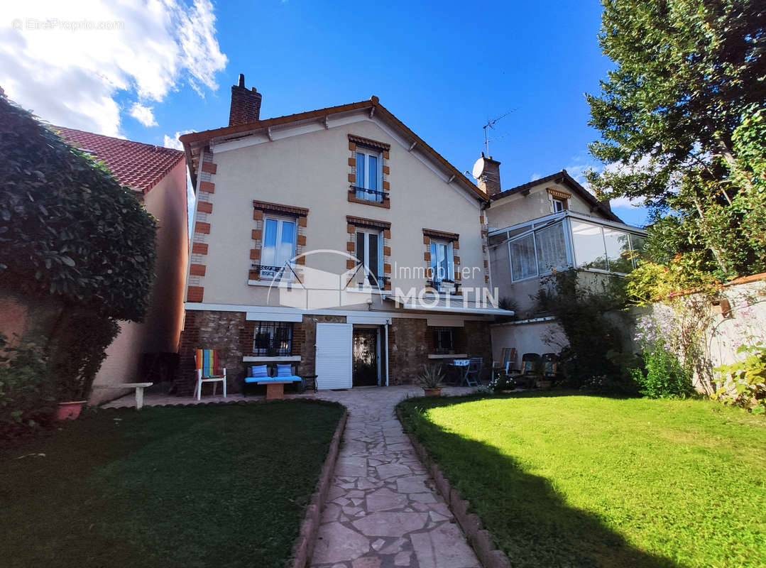 Maison à VITRY-SUR-SEINE