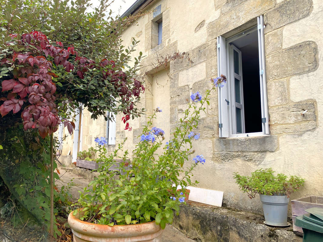 Maison à SAINTE-BAZEILLE