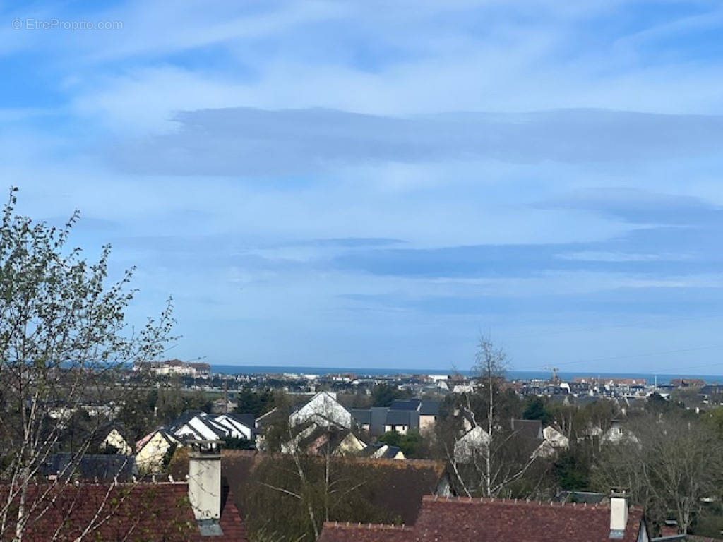 Appartement à TROUVILLE-SUR-MER