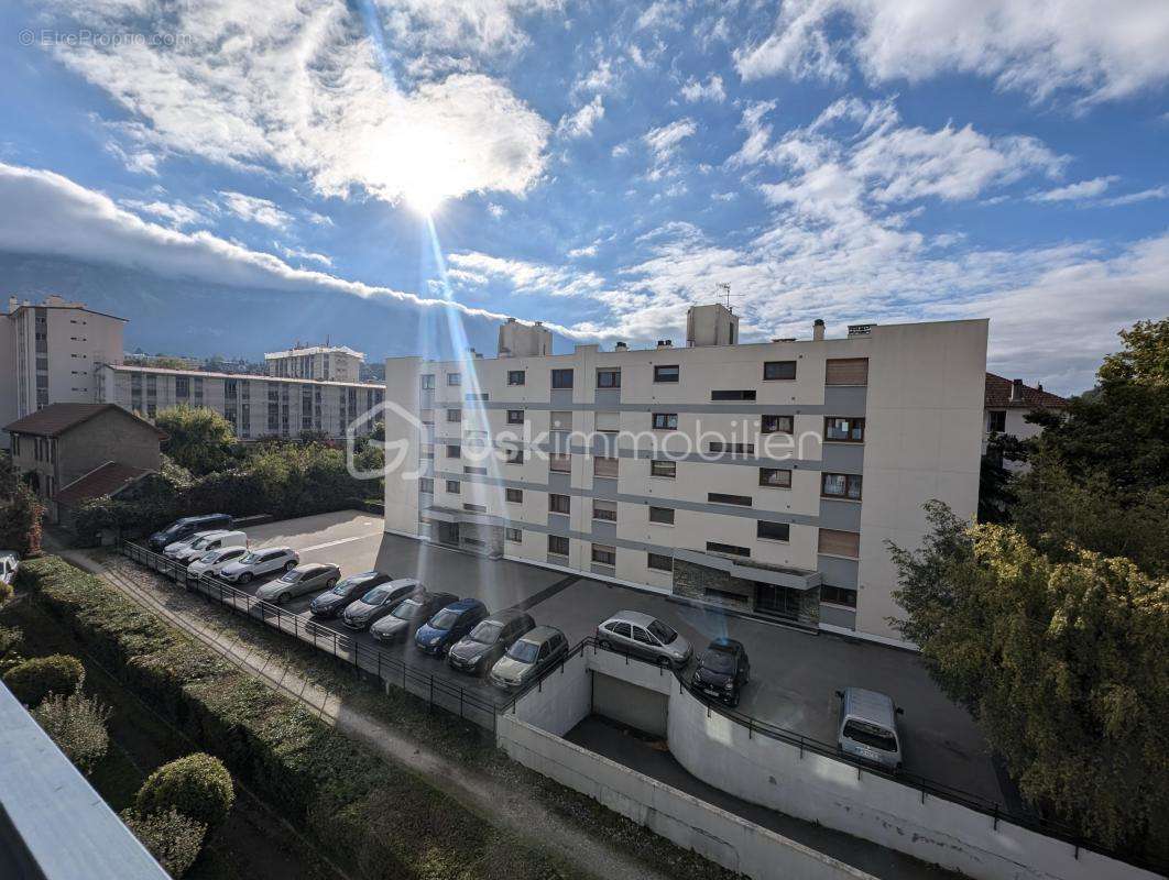 Appartement à AIX-LES-BAINS