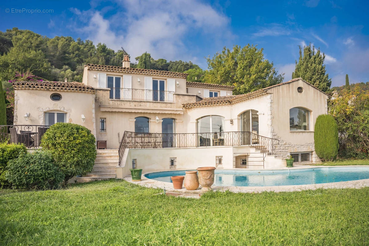 Maison à LA COLLE-SUR-LOUP