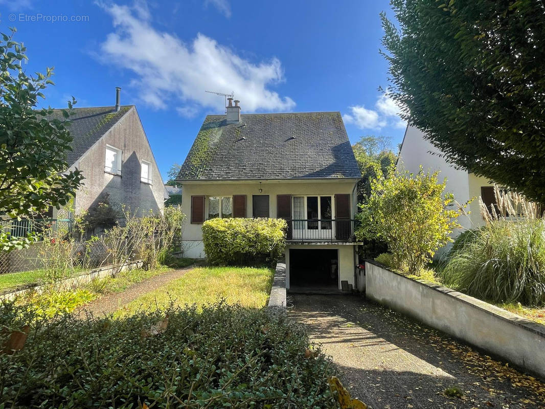 Maison à LOCHES