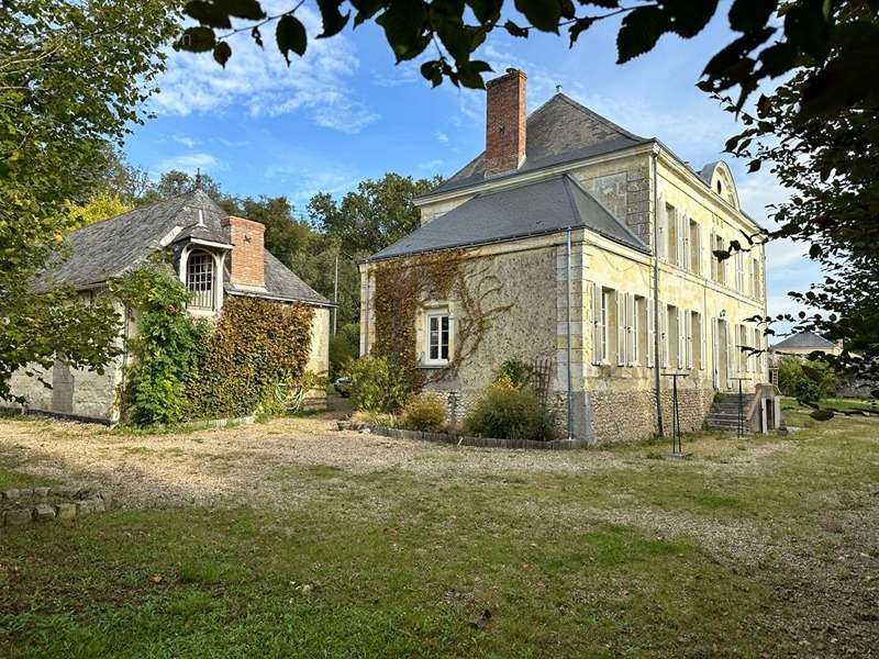 Maison à LA CHARTRE-SUR-LE-LOIR