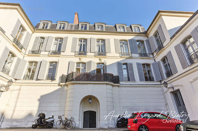 Appartement à SEVRES